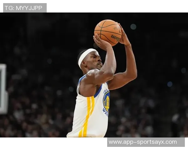 勇士队对墨菲表现出兴趣但鹈鹕不愿意交易可能需付出多个选秀权